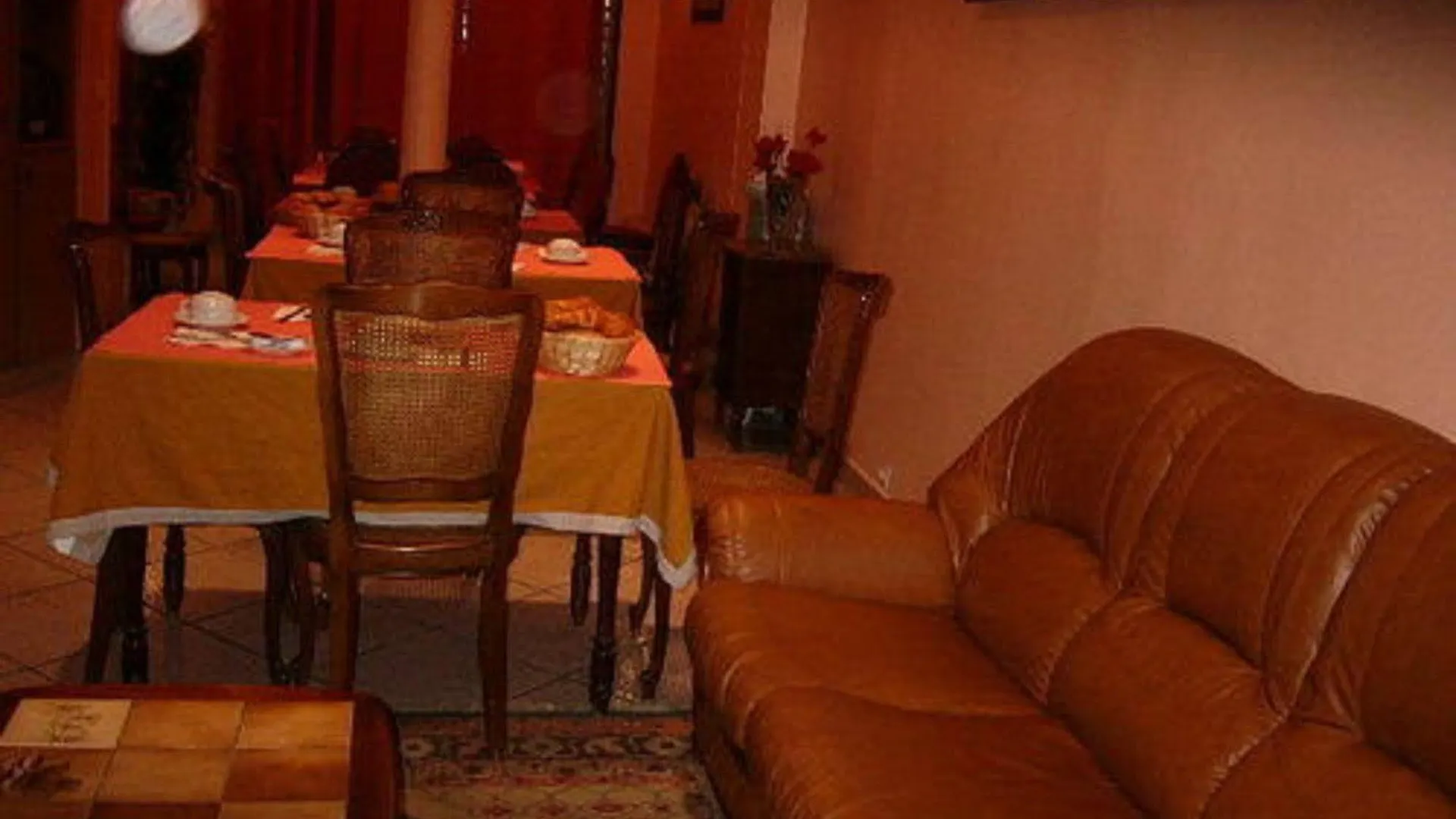 Grand Voltaire Hotel