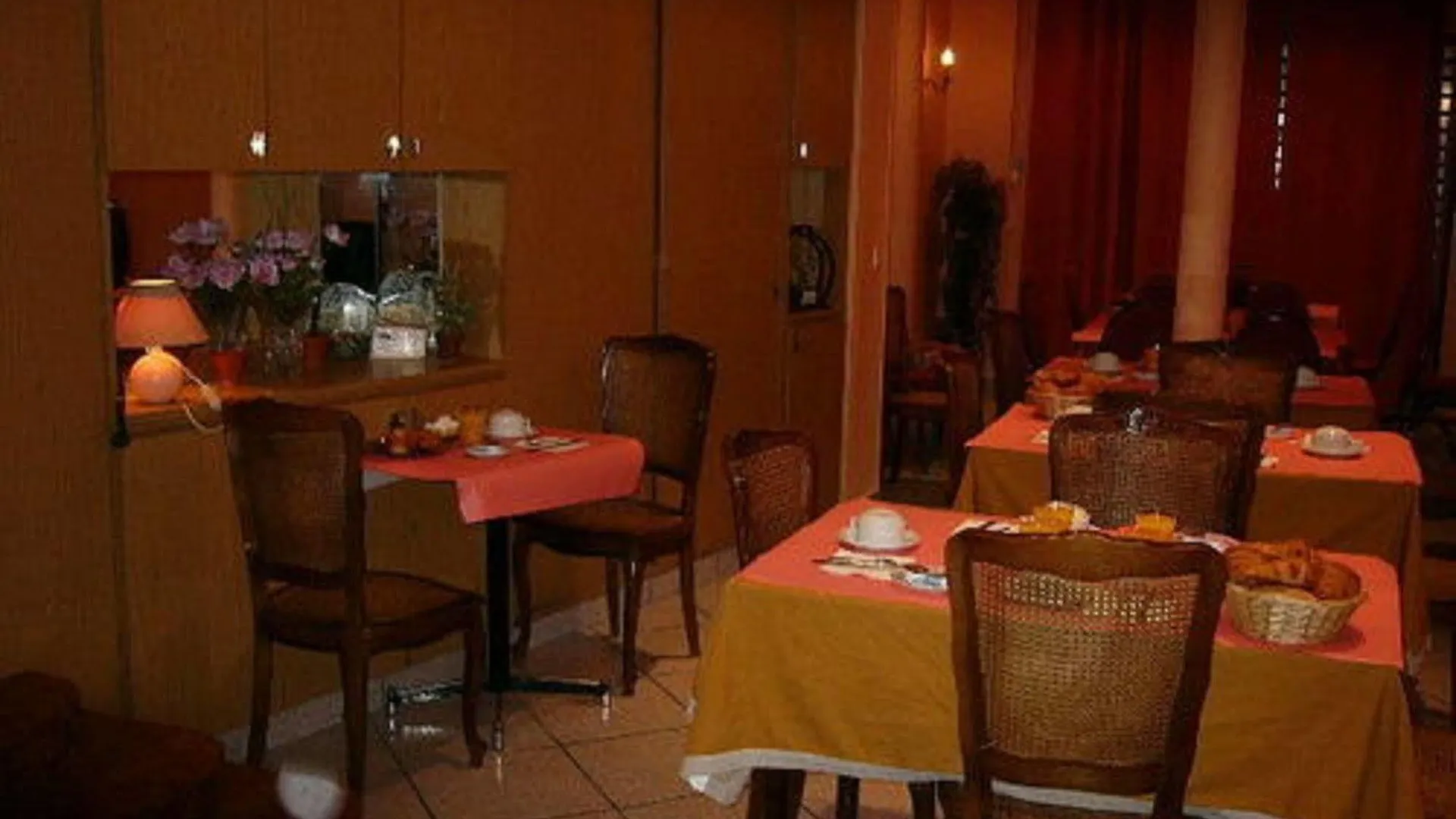 Grand Voltaire 2*